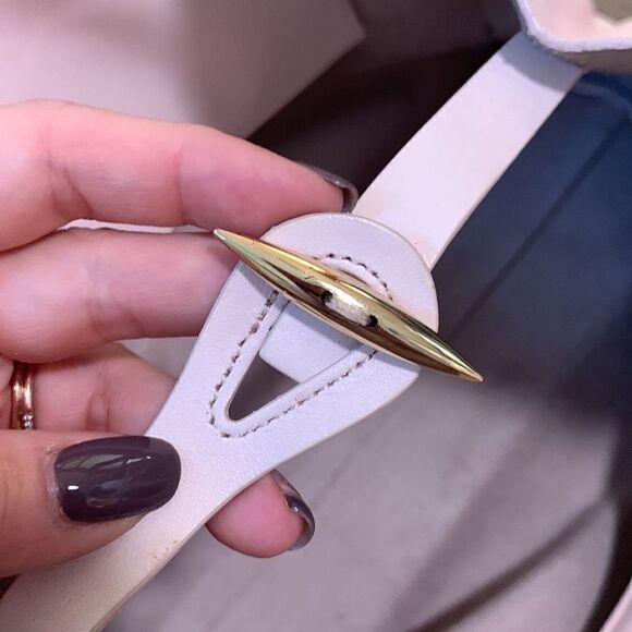 Neely & Chloe Tote - Picture 10 of 16